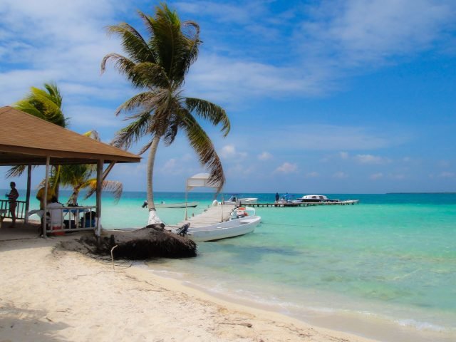 Goff’s Caye Beach & Snorkeling Belize Cruise Excursion Belize cruise excursion photo